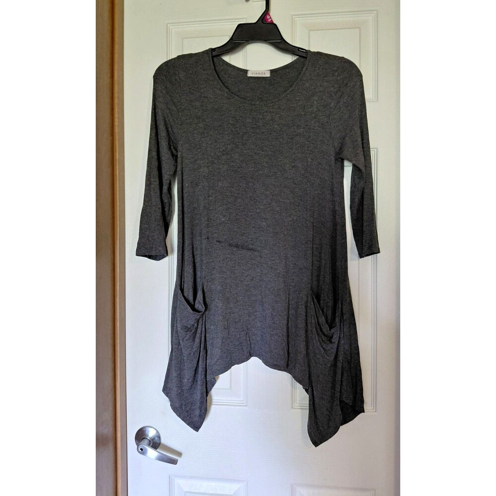 VIAMOR Gray Solid Tunic Top Women's M Round Neck 3/4 Sleeve Pullover